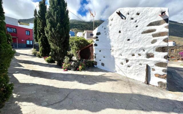 Casa rural con AC,BBQ, terraza y bonita vista en Frontera