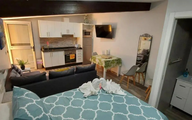 Apartamento con Patio cerca de la playa