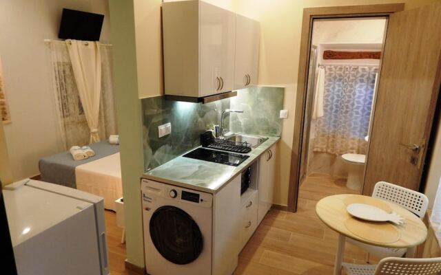 Sole Apartments - Near Corfu Port