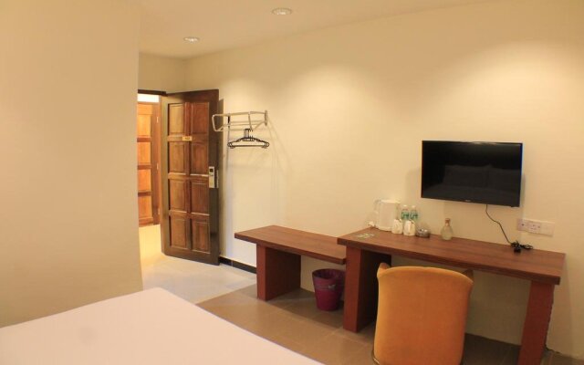 Station Budget Hotel Batu Ferringhi