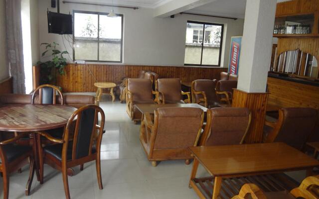 Mid Way Hotel