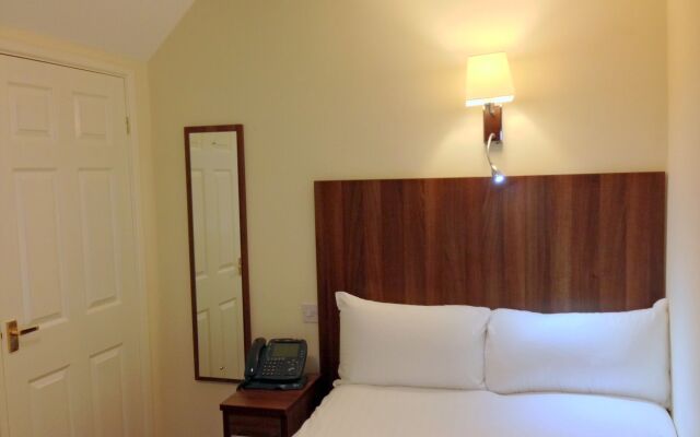 Ely House Hotel