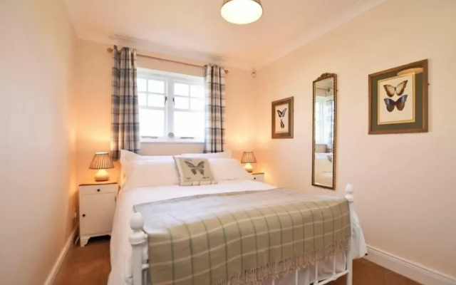 Armstrong Cottages No22