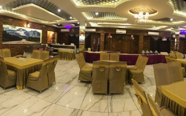 The Mirage Palace
