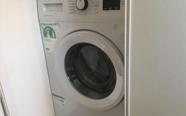 Studio 100m de la mer