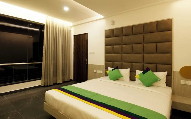 Itsy Hotels Silver Keys