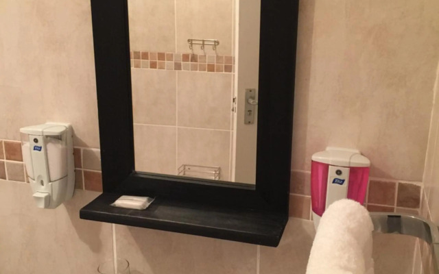 Shangri LA Apartment 208 & 803