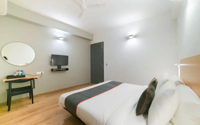 Oyo Townhouse 38136 Shivalik Mercantile Co-Operative Bank