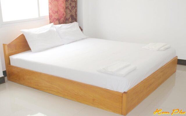 Hom Pho Guesthouses