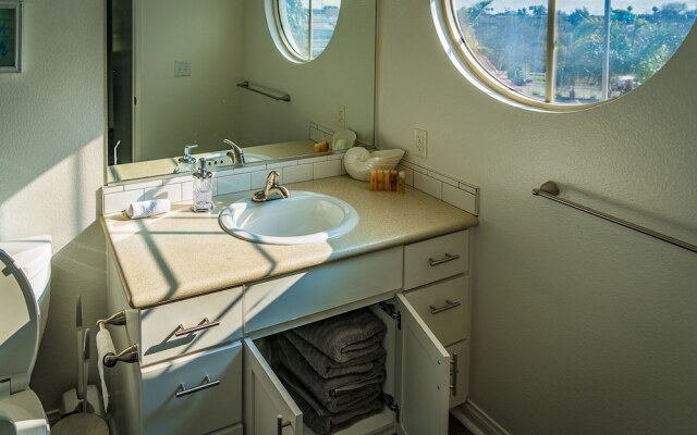 Luxury Stay by SB Suites