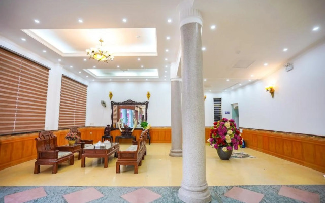 Phú Quý Hotel