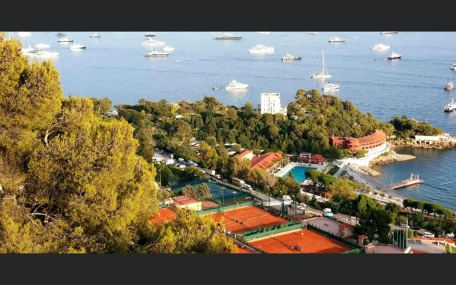 Superbe 2P vue mer, ensoleillé, piscine