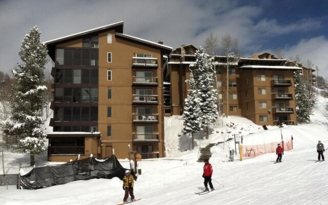 Storm Meadows East Slopeside - SE056