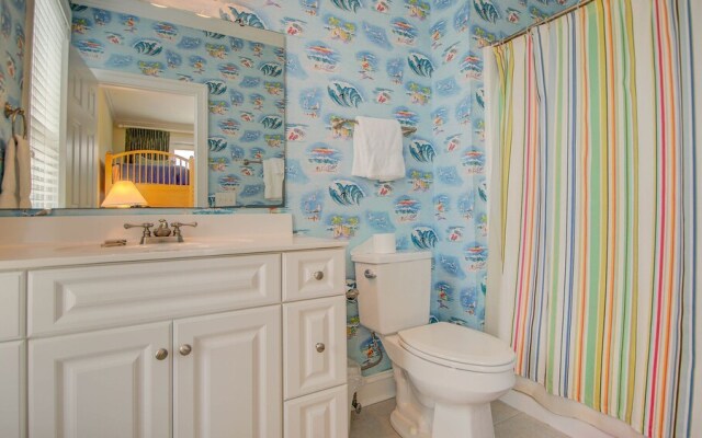 Higher Porpoise by Peace Vacations