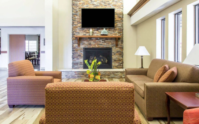 Quality Inn & Suites Vail Valley