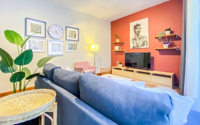 Sleek Flat Within Walking Distance to Pera Museum