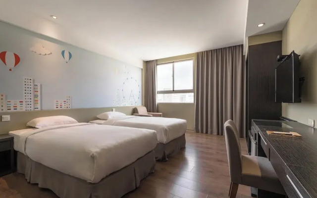 River inn Zili
