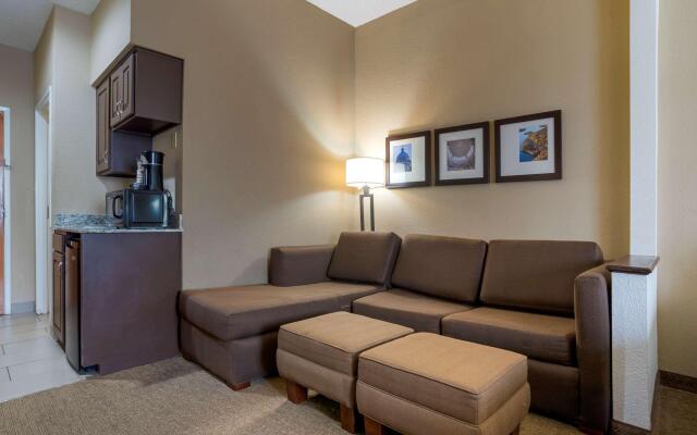 Comfort Suites Hattiesburg