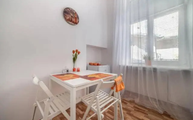 Городоцька 58, недалеко від жд вокзалу, центр