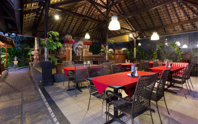 RedDoorz near Seminyak Beach