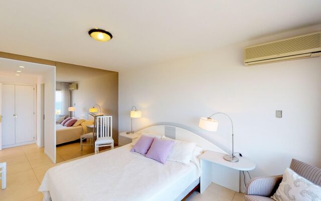 Oceana Suites Esturion ∙ Suite 301