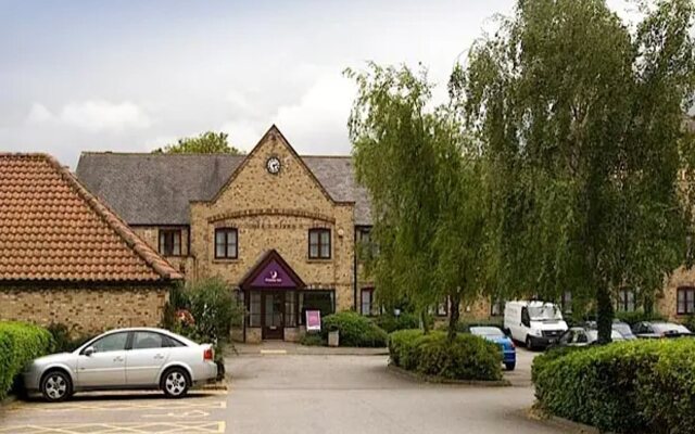 Premier Inn Hull West