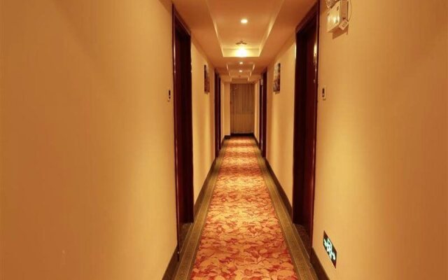 GreenTree Inn Hainan Sanya Chunyuan Seafood Square Express Hotel