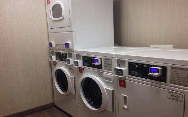 Holiday Inn Milwaukee Riverfront by IHG