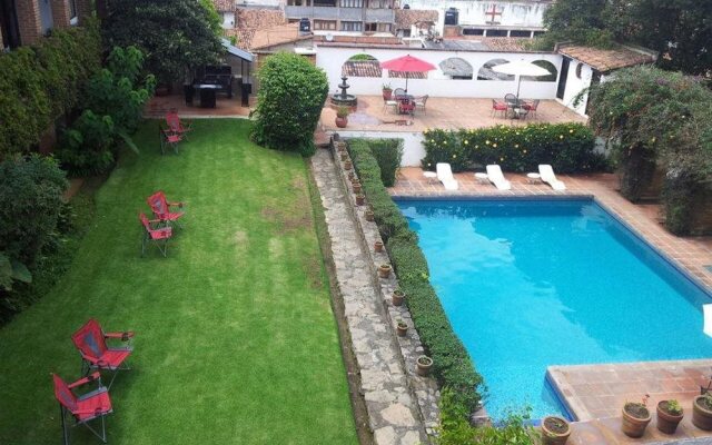 Hotel Los Arcos