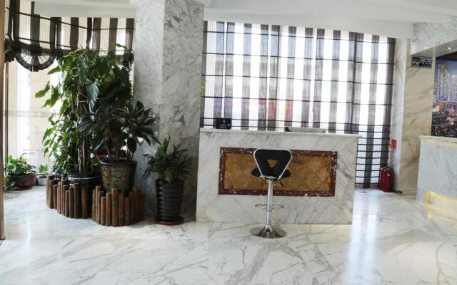 Chonpines Hotels·Zhuanghe Huanghai Street