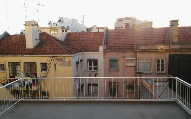 Zen Newton Apartment