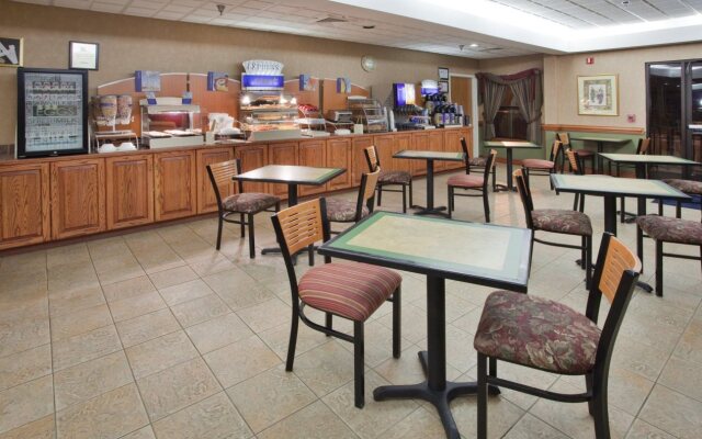 Holiday Inn Express Plymouth by IHG