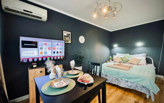 Apartment City on Leningradsky Avenue 33a