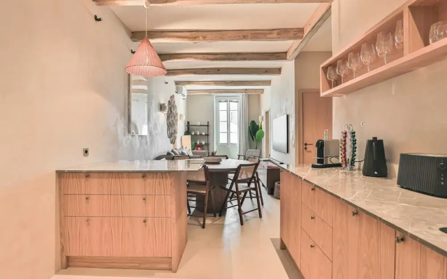 Magnificent apt - 2br/6p - Heart of Saint-tropez