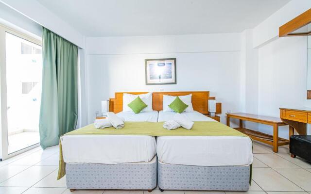 Golden Star Beach Hotel