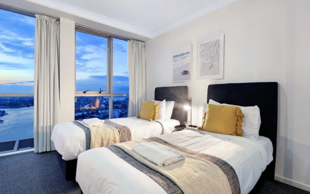 Chevron Renaissance - Wow Stay