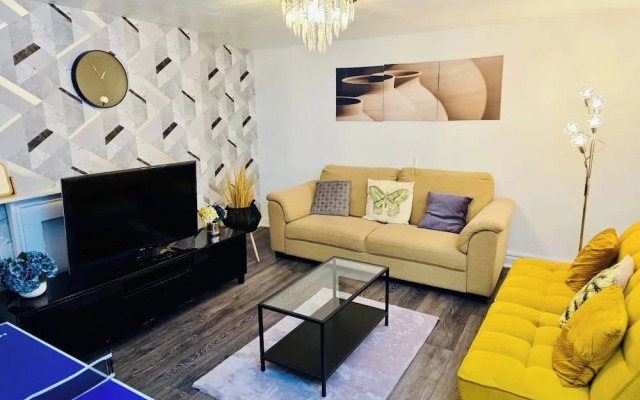 Cosy Liverpool Apartment Upto 8 Guests