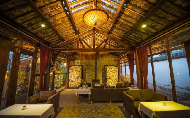 Li Jiang Wish Villa Hostel