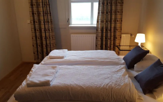 Hotel Sveinbjarnargerdi