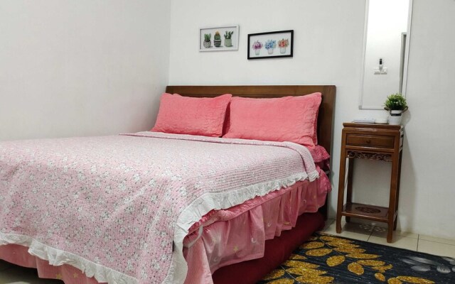 OYO Homes 90567 Barakah Homestay