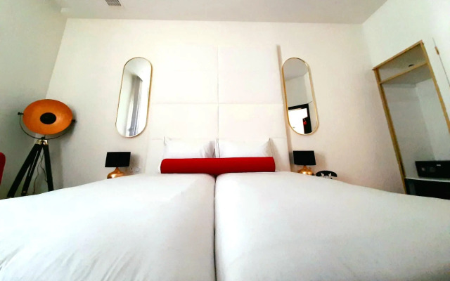 Lisbon City Hollywood Hotel