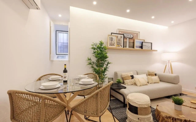 Real Apartment by SublimeHouses