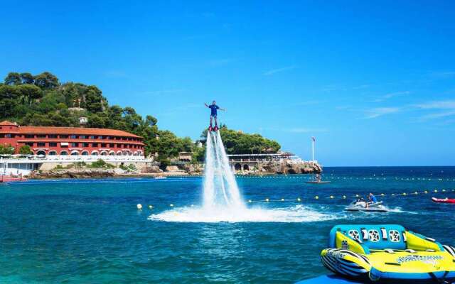 Monte-Carlo Bay Hotel & Resort