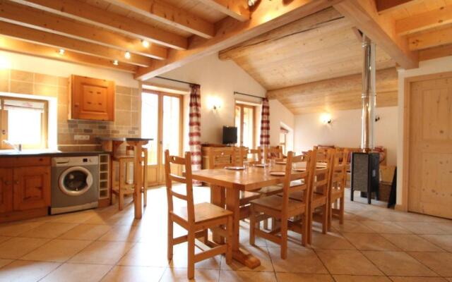 Appartement Lanslebourg-Mont-Cenis, 4 pièces, 10 personnes - FR-1-508-48