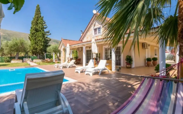 Zante Sun I - Getaway Villa!