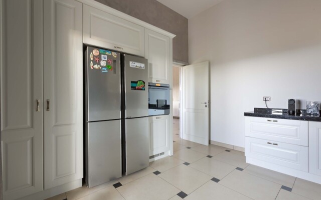 2660 Villa Montecarlo by Perle di Puglia