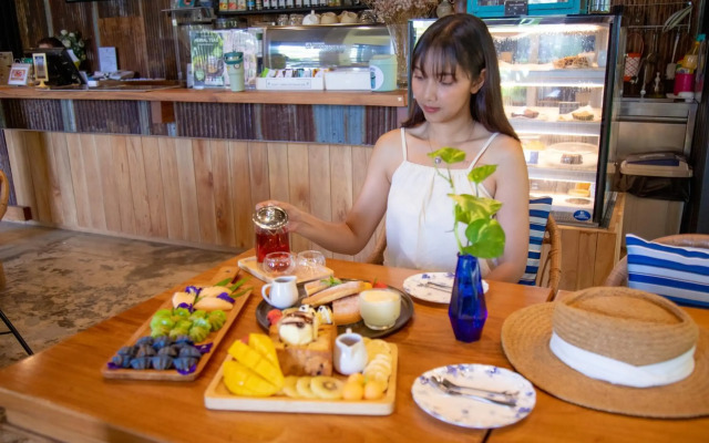 Dugong Village-Green Hotel