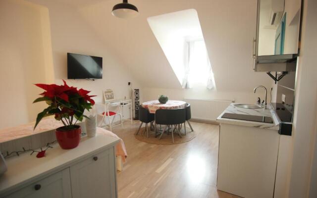 Zagreb Studio Apt No.2