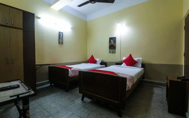 OYO 16396 Riverview Guest House