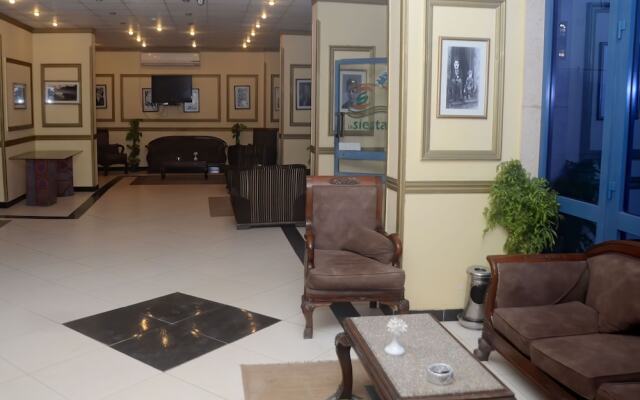 New Siesta Hotel